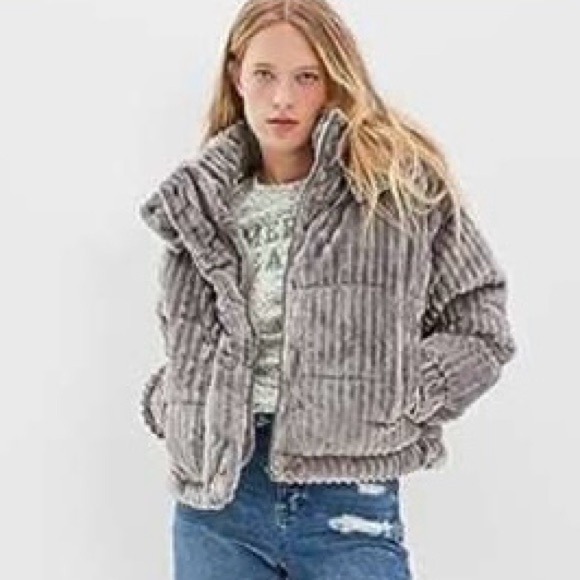 American Eagle Outfitters Gray Teddy Jacket - Picture 1 of 4